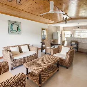  Appartamento Flora's Self Catering