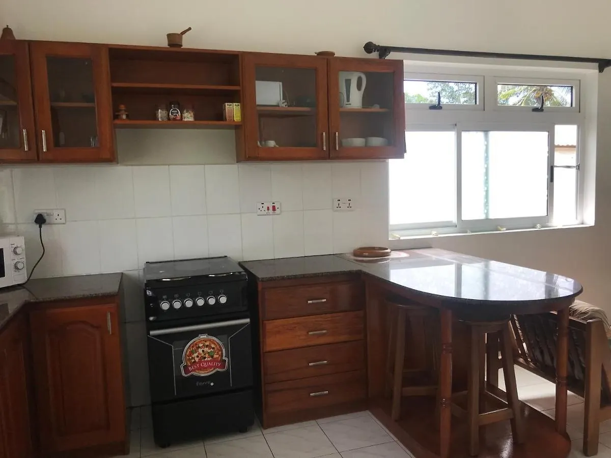 Royale Self Catering Apartments Anse Royale