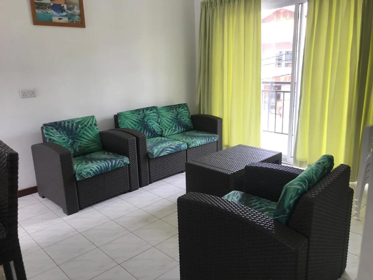 Royale Self Catering Apartments Anse Royale