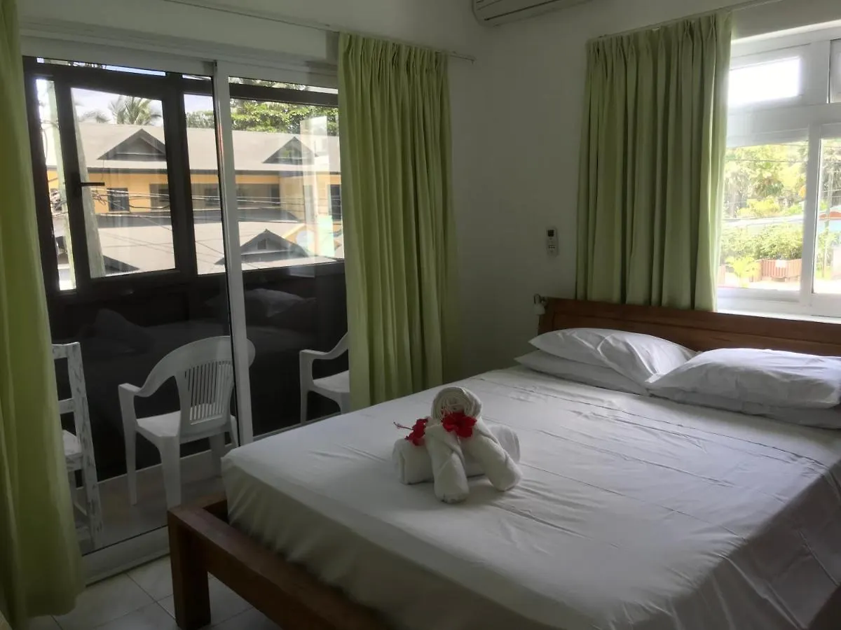 Royale Self Catering Apartments Anse Royale